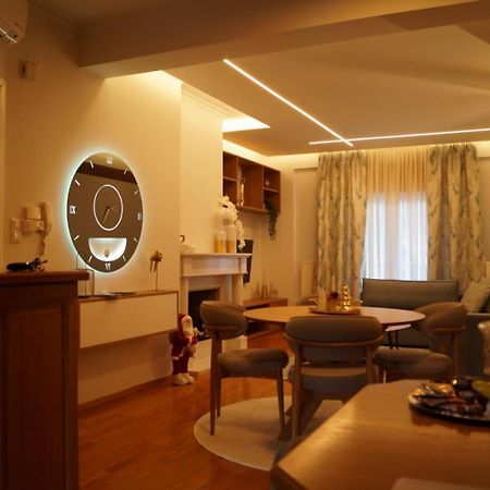 Daphne Luxury Apartment Кастория Экстерьер фото