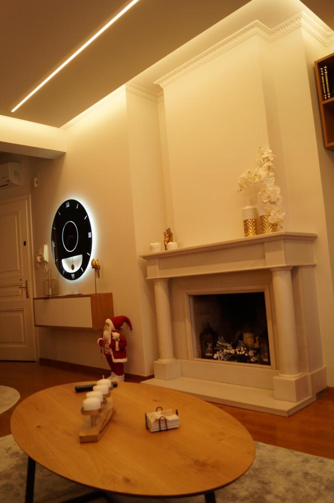 Daphne Luxury Apartment Кастория Экстерьер фото