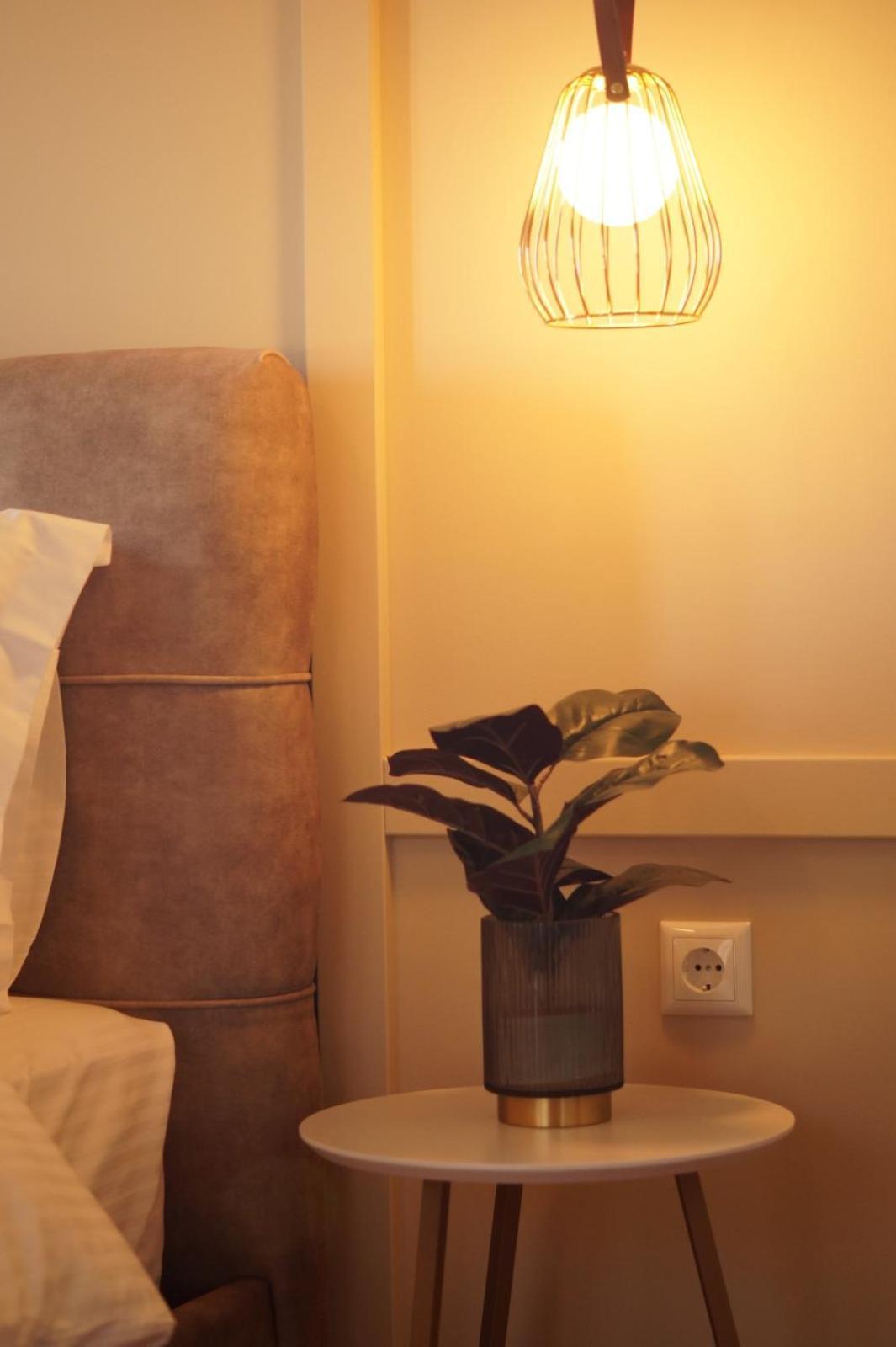 Daphne Luxury Apartment Кастория Экстерьер фото